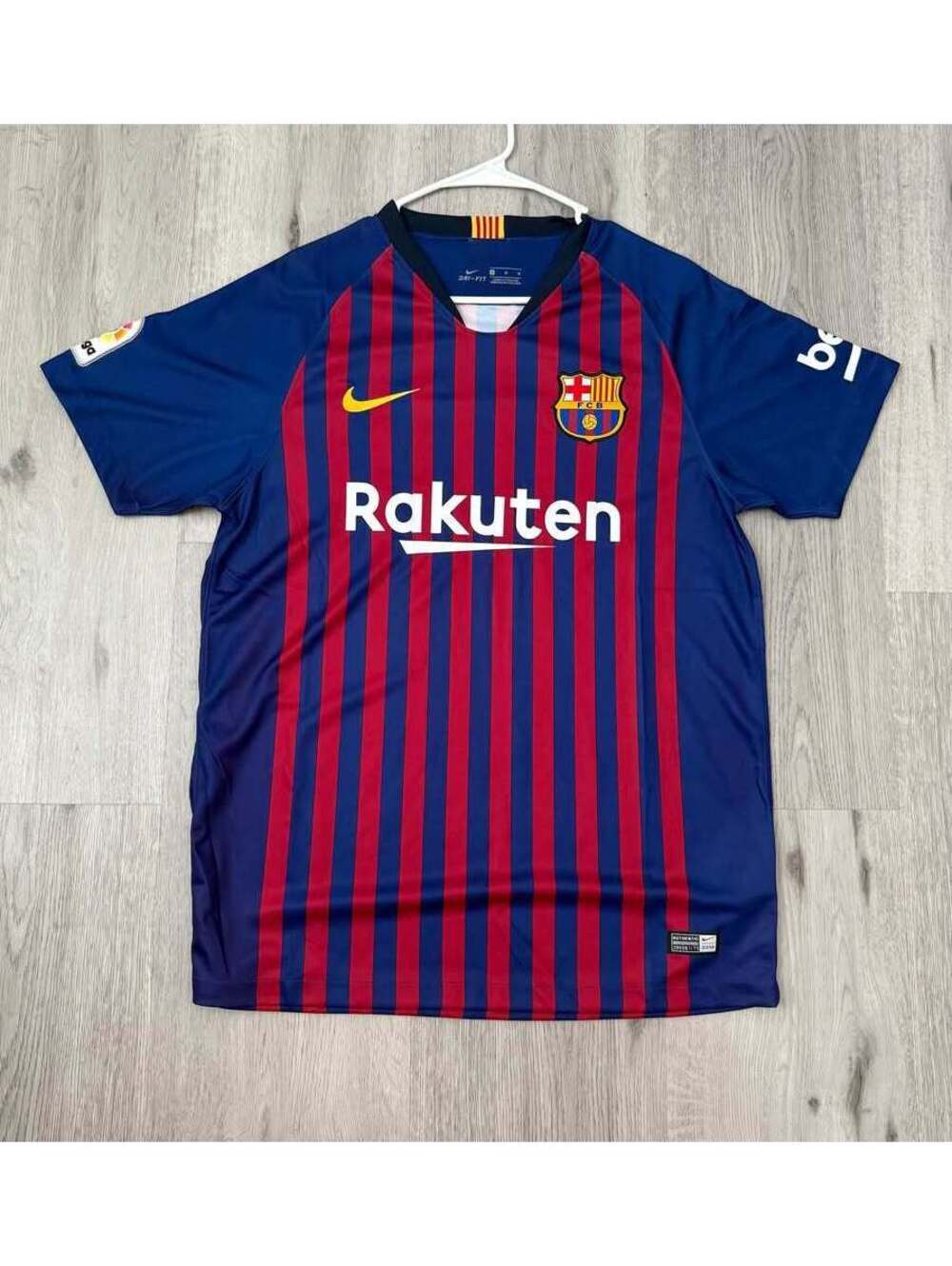 FC Barcelona Soccer Jersey adult medium new with tags